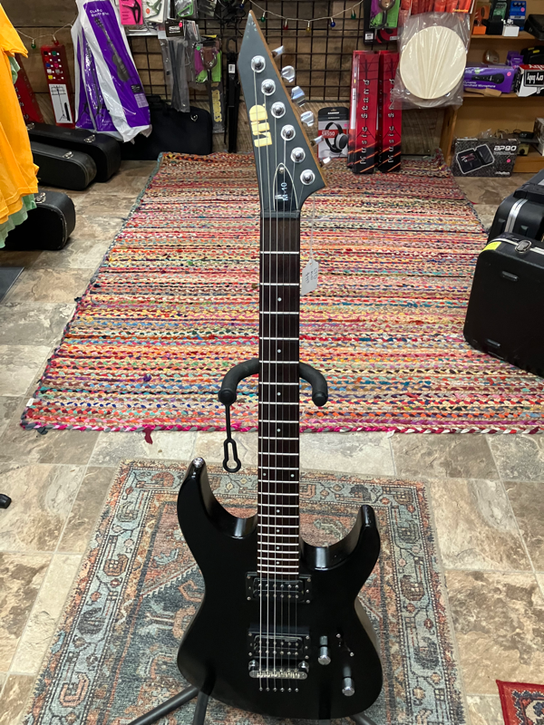 Mad River Music 502 Main St Winsted Ct